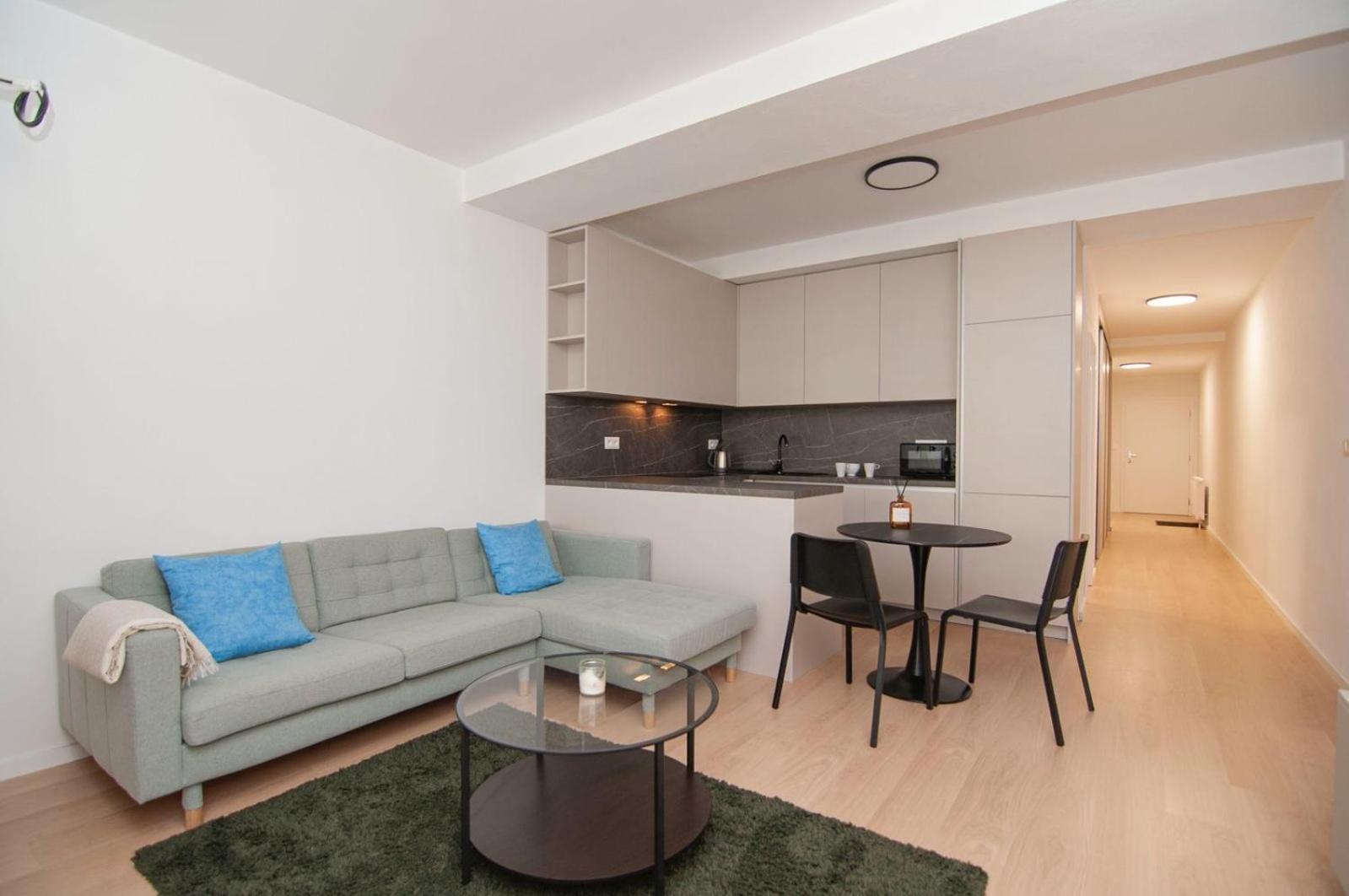 Beautiful Apartment In The City Center Bratislava Eksteriør billede