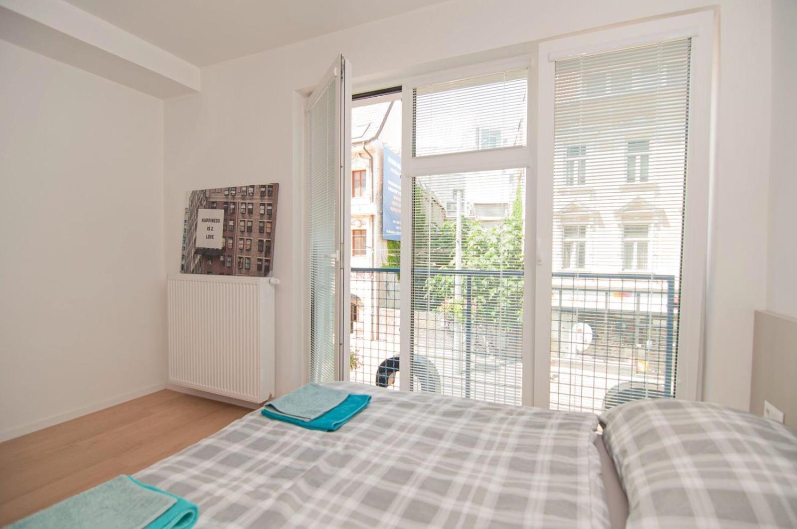 Beautiful Apartment In The City Center Bratislava Eksteriør billede